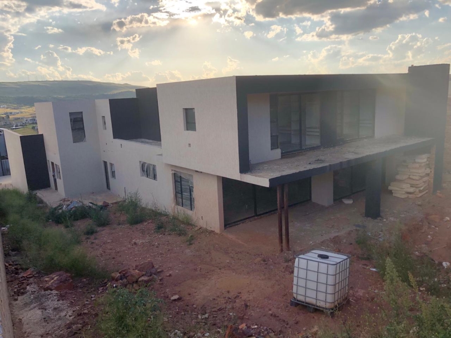 5 Bedroom Property for Sale in Eikenhof Gauteng