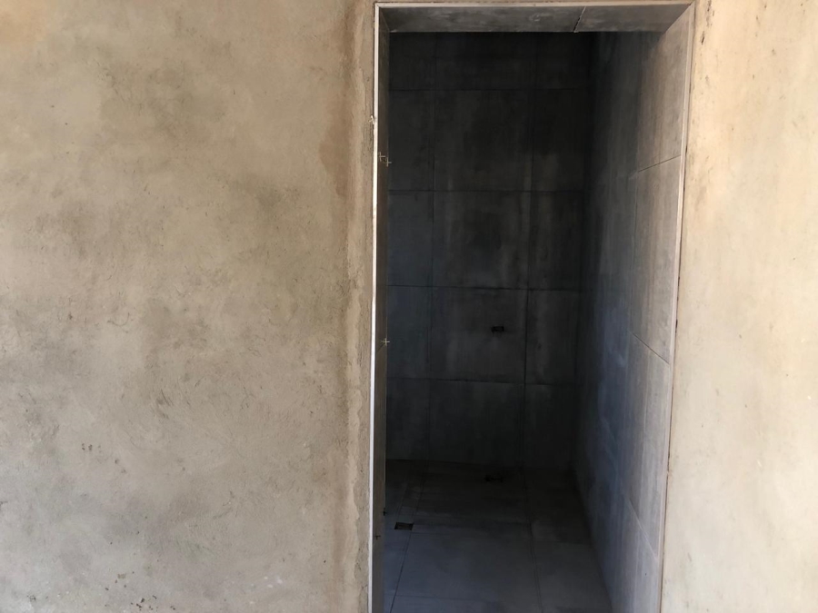 5 Bedroom Property for Sale in Eikenhof Gauteng