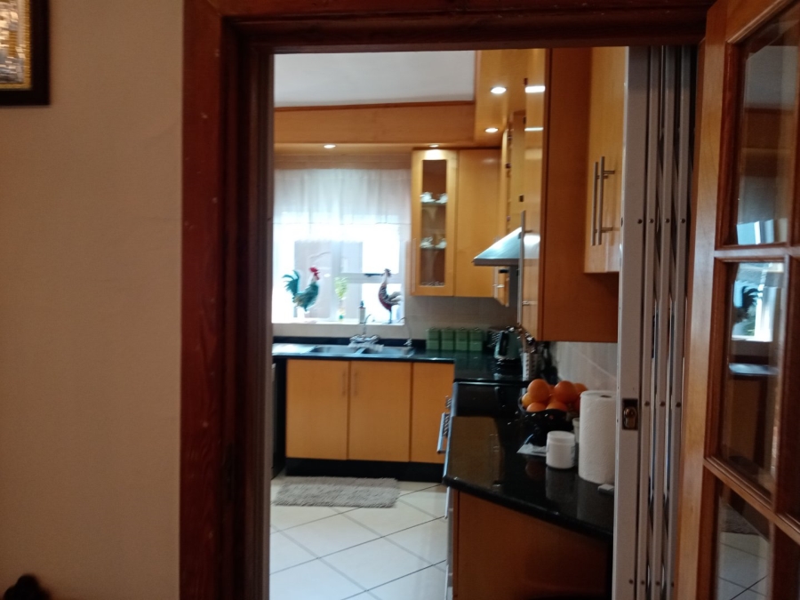 3 Bedroom Property for Sale in Brixton Gauteng