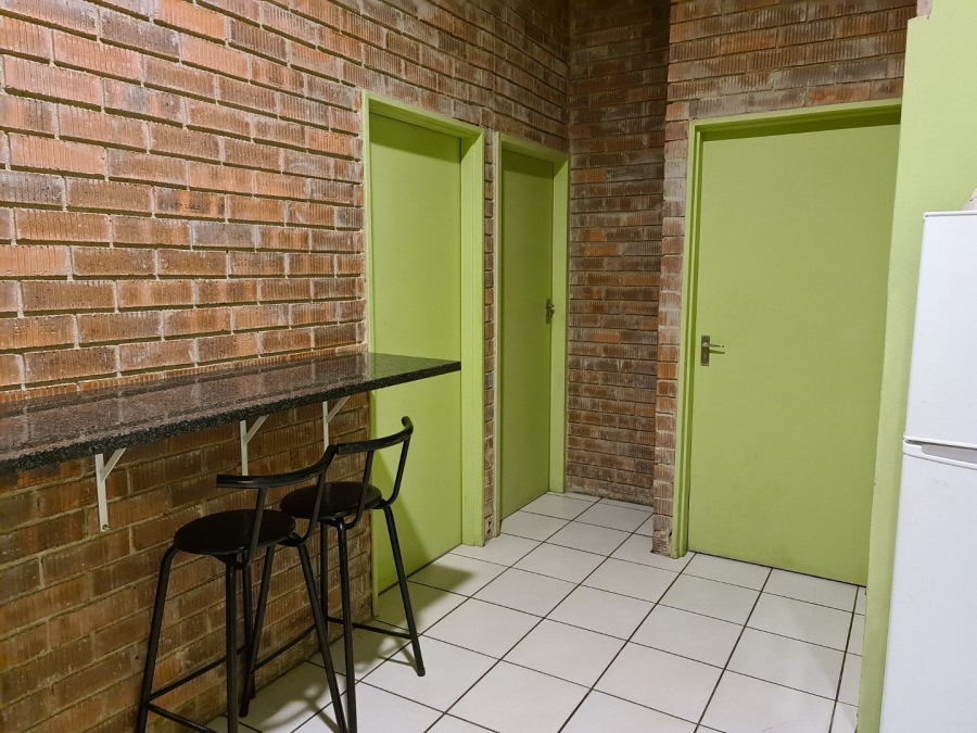  Bedroom Property for Sale in Doornfontein Gauteng