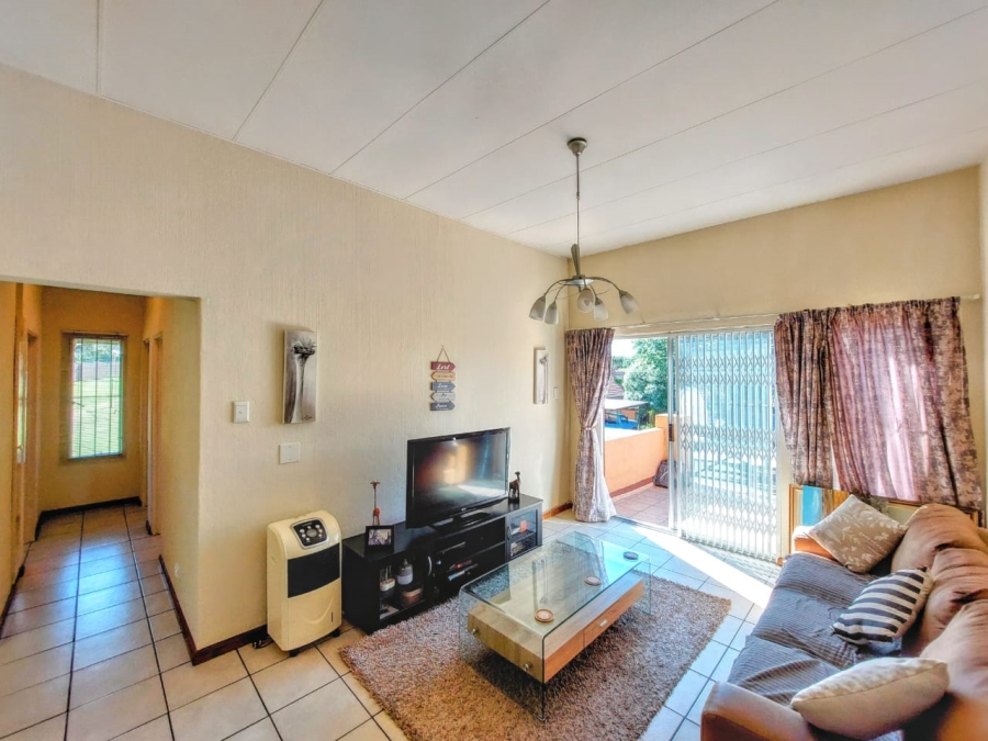 2 Bedroom Property for Sale in Sundowner Gauteng