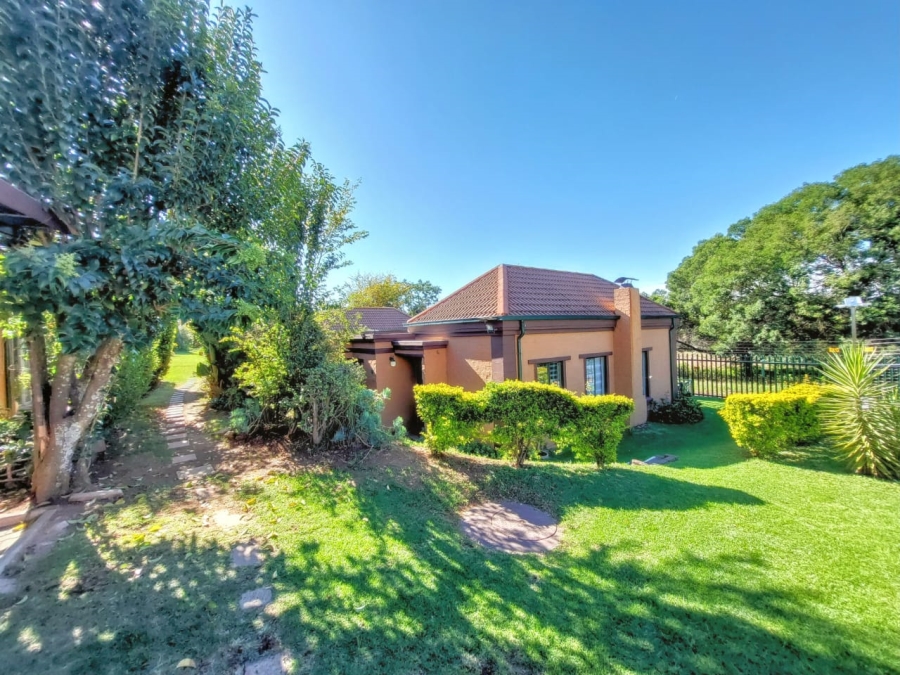 2 Bedroom Property for Sale in Sundowner Gauteng