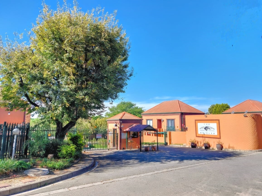 2 Bedroom Property for Sale in Sundowner Gauteng