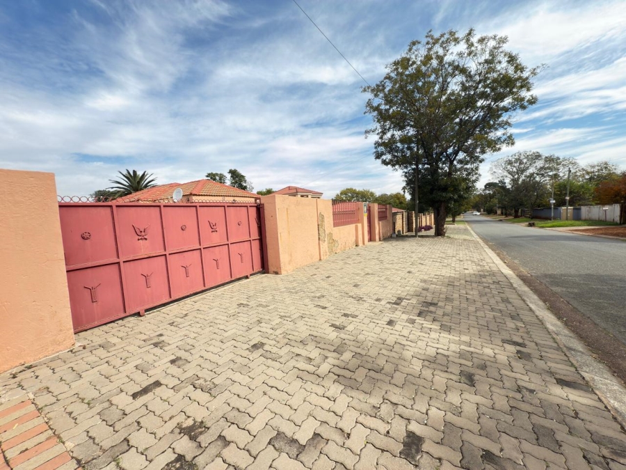 3 Bedroom Property for Sale in Olifantsfontein Gauteng