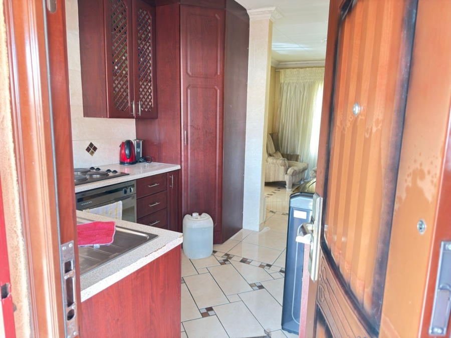 3 Bedroom Property for Sale in Olifantsfontein Gauteng