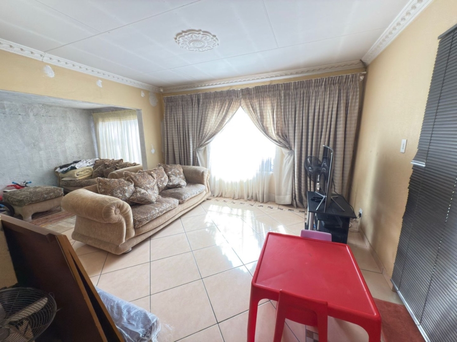 3 Bedroom Property for Sale in Olifantsfontein Gauteng