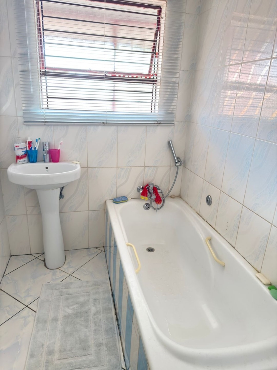 3 Bedroom Property for Sale in Olifantsfontein Gauteng