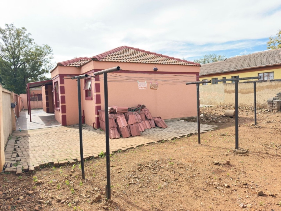 3 Bedroom Property for Sale in Olifantsfontein Gauteng