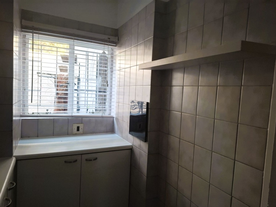 To Let 2 Bedroom Property for Rent in Queenswood Gauteng