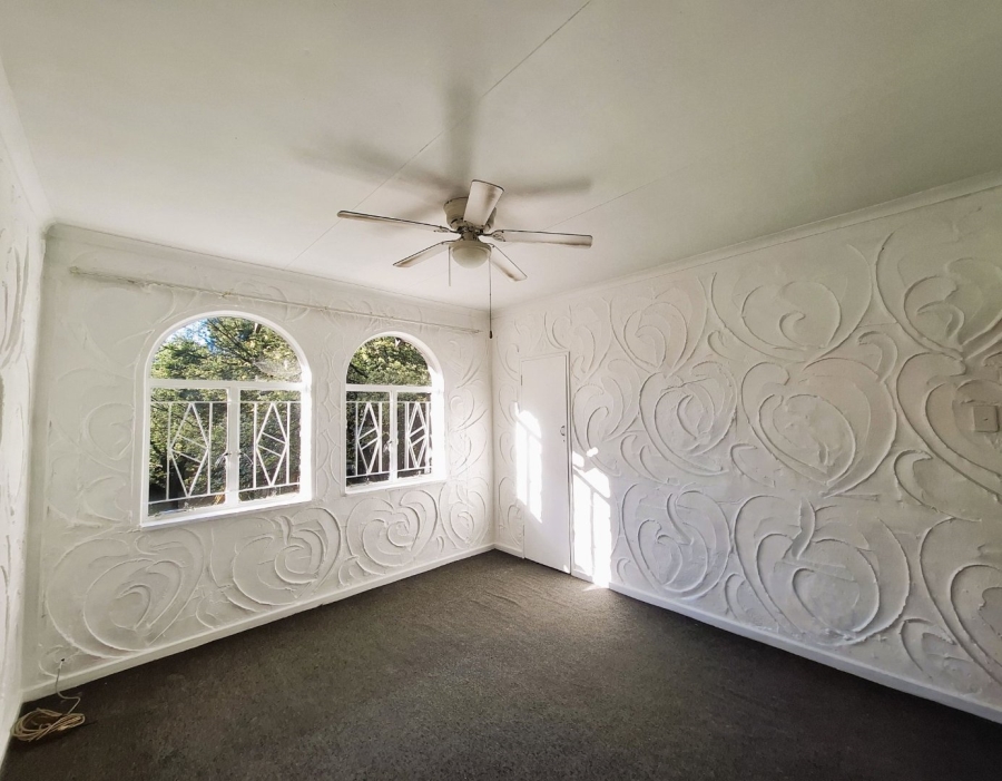 To Let 2 Bedroom Property for Rent in Queenswood Gauteng