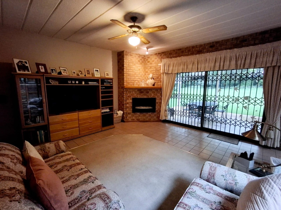 5 Bedroom Property for Sale in Vanderbijlpark SE 3 Gauteng