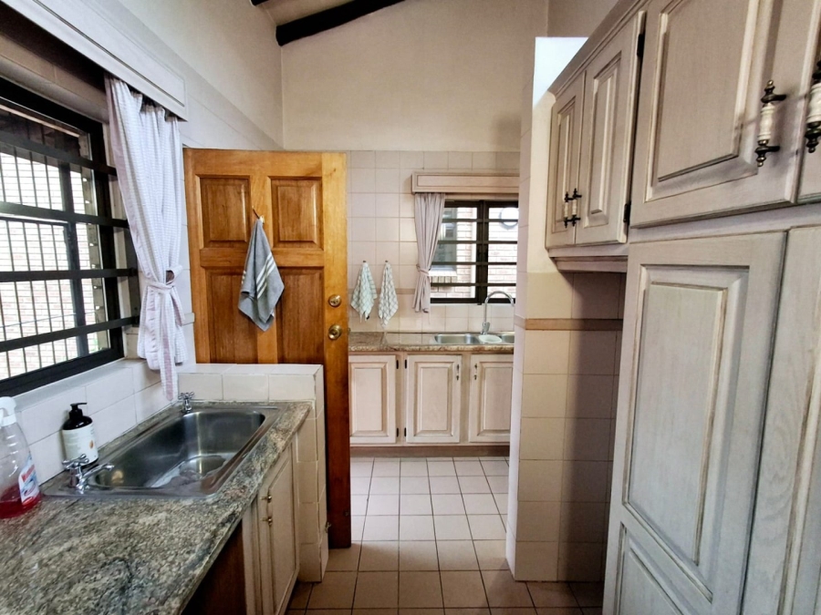 5 Bedroom Property for Sale in Vanderbijlpark SE 3 Gauteng