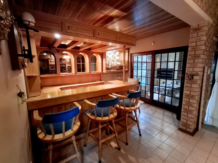 5 Bedroom Property for Sale in Vanderbijlpark SE 3 Gauteng