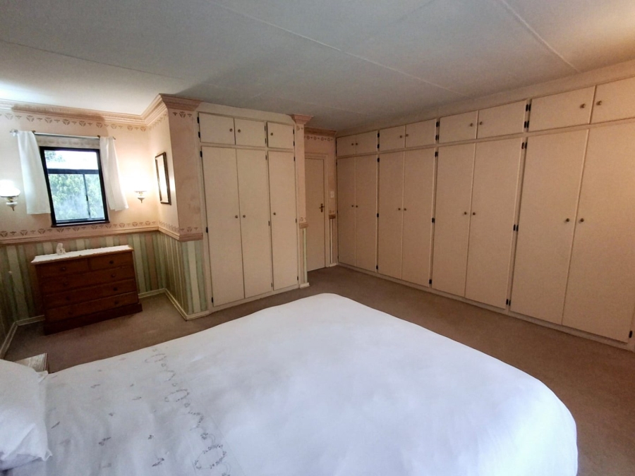 5 Bedroom Property for Sale in Vanderbijlpark SE 3 Gauteng