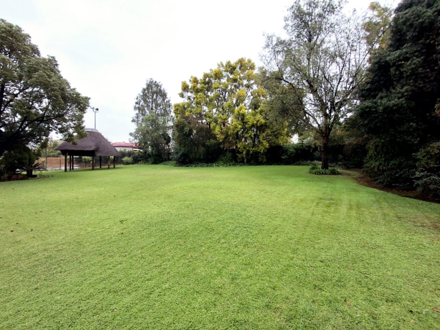 5 Bedroom Property for Sale in Vanderbijlpark SE 3 Gauteng