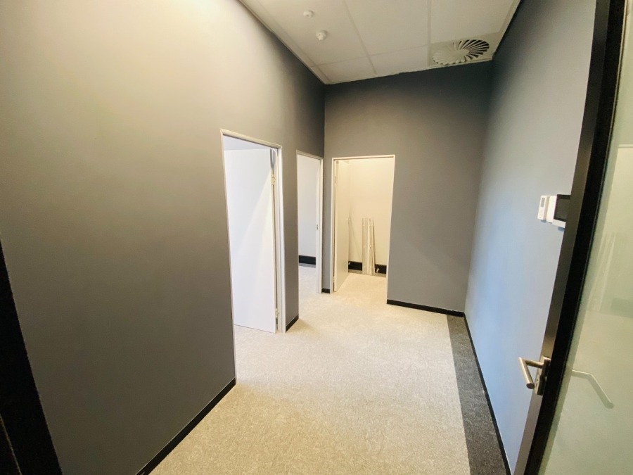 To Let commercial Property for Rent in Vorna Valley Gauteng