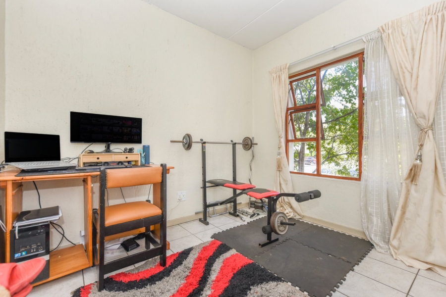 2 Bedroom Property for Sale in Douglasdale Gauteng