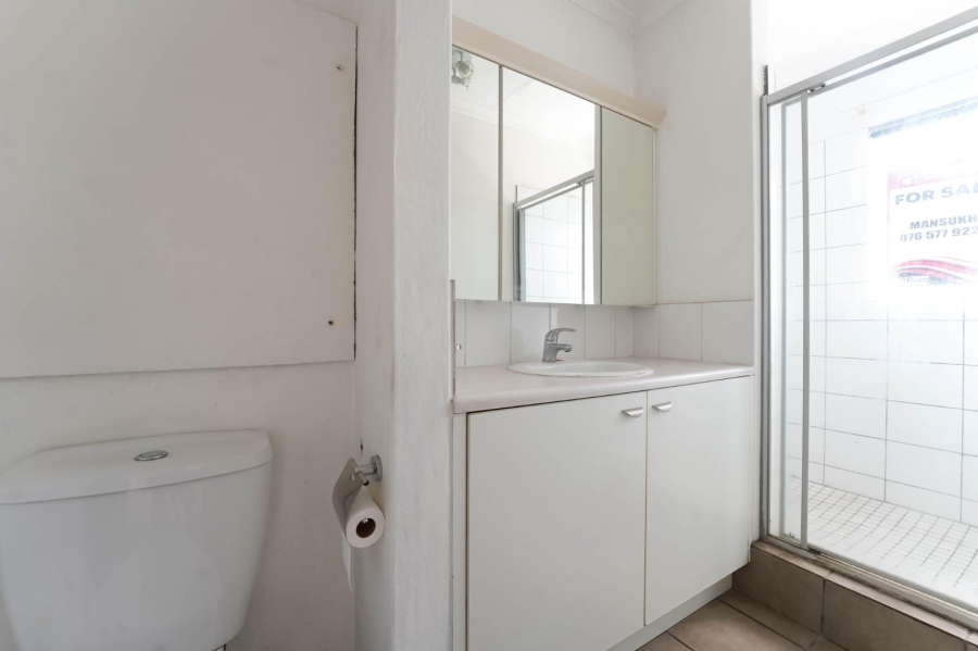 2 Bedroom Property for Sale in Upper Houghton Gauteng