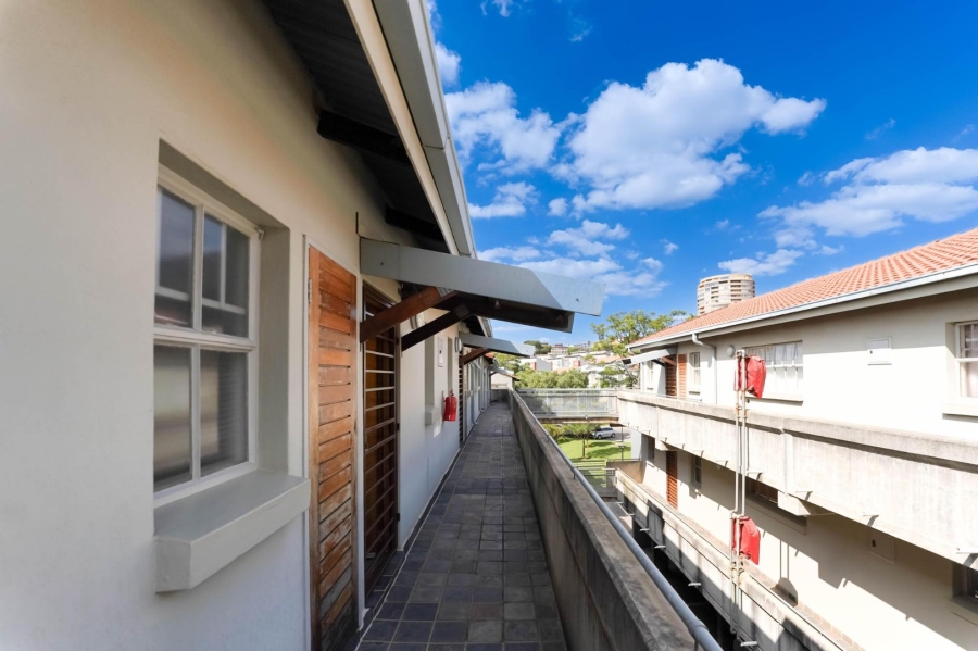 2 Bedroom Property for Sale in Upper Houghton Gauteng