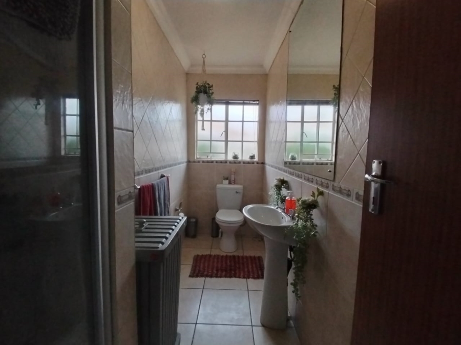 3 Bedroom Property for Sale in Kookrus Gauteng