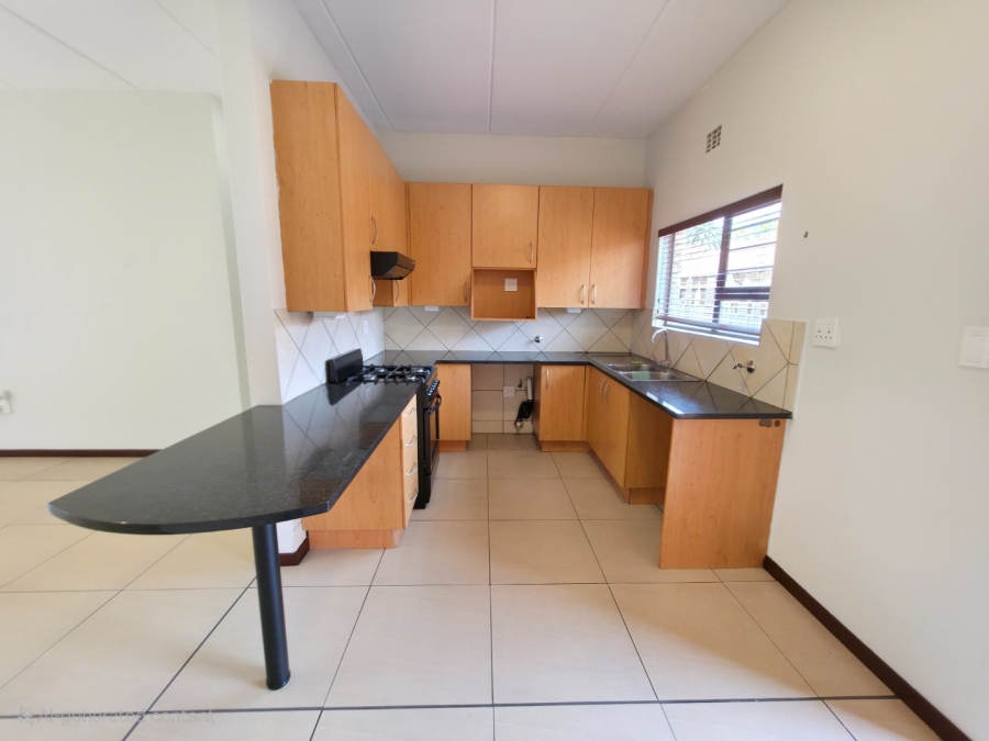 To Let 3 Bedroom Property for Rent in New Redruth Gauteng