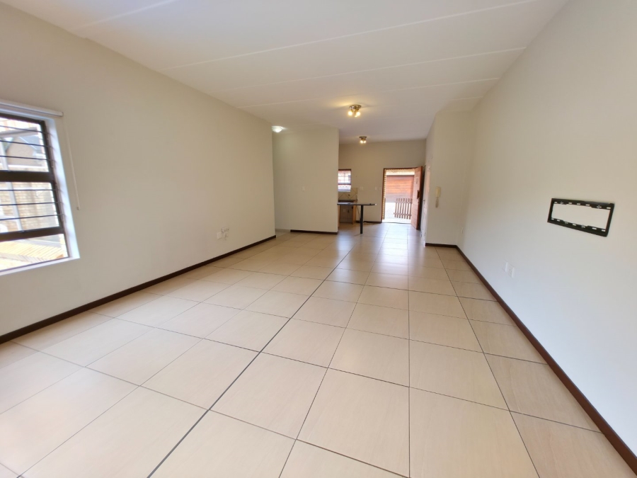 To Let 3 Bedroom Property for Rent in New Redruth Gauteng