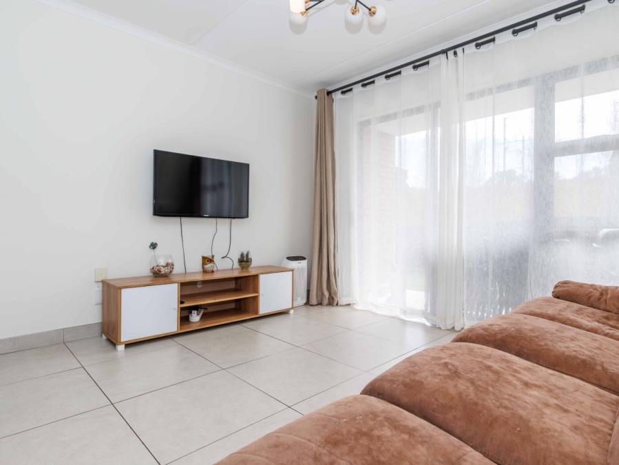 2 Bedroom Property for Sale in Modderfontein Gauteng