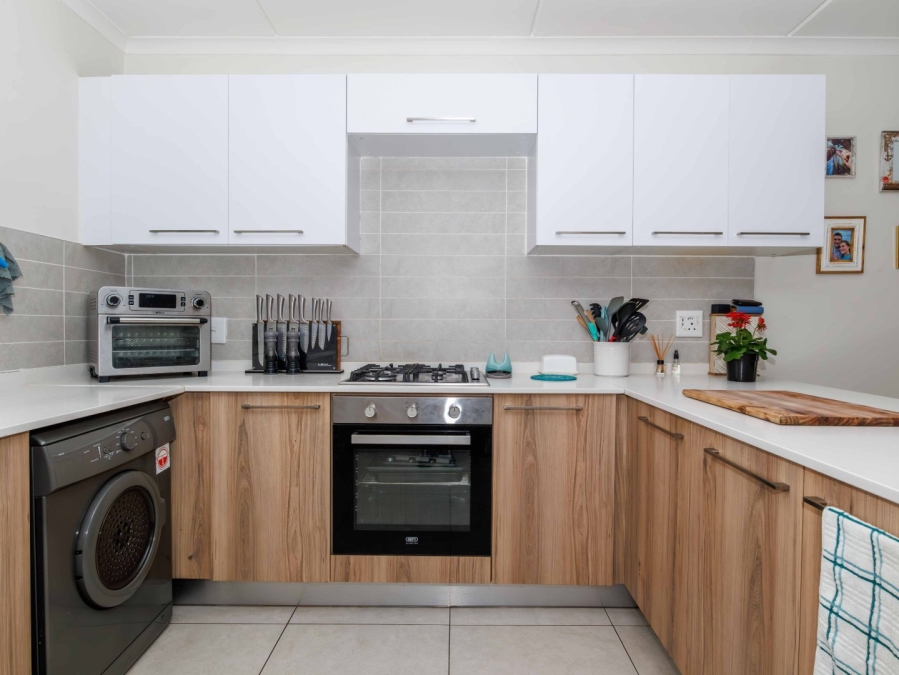 2 Bedroom Property for Sale in Modderfontein Gauteng
