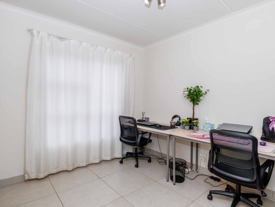 2 Bedroom Property for Sale in Modderfontein Gauteng