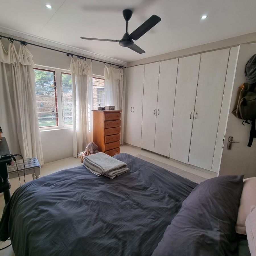 2 Bedroom Property for Sale in Ruimsig Noord Gauteng