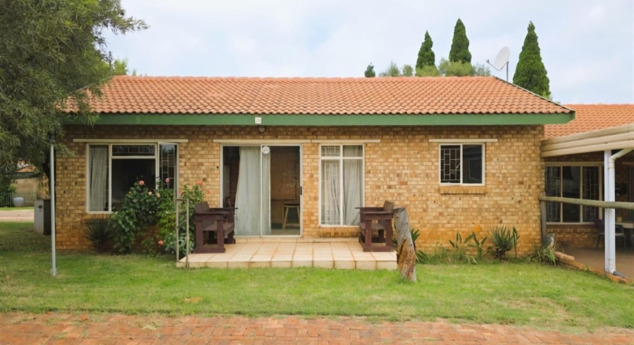 1 Bedroom Property for Sale in Kleinfontein A H Gauteng