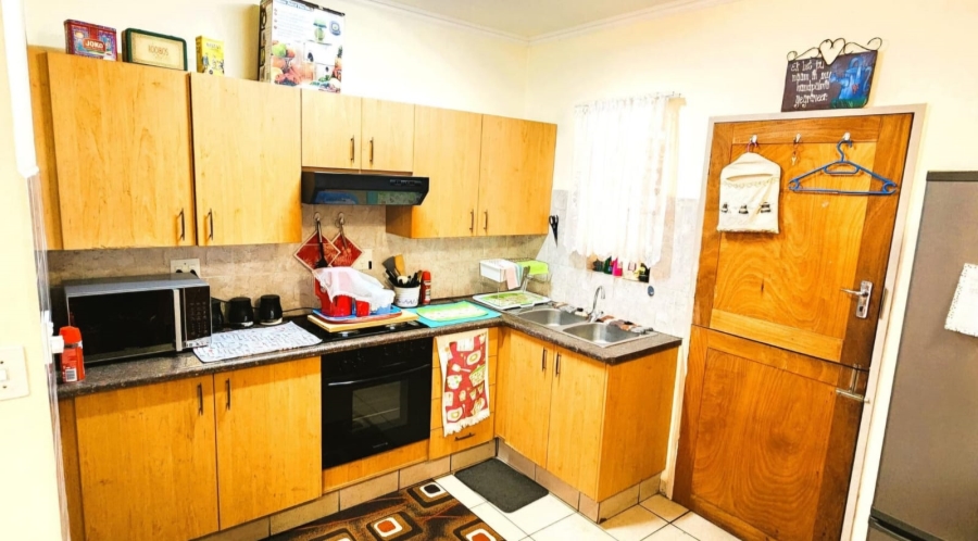 1 Bedroom Property for Sale in Kleinfontein A H Gauteng