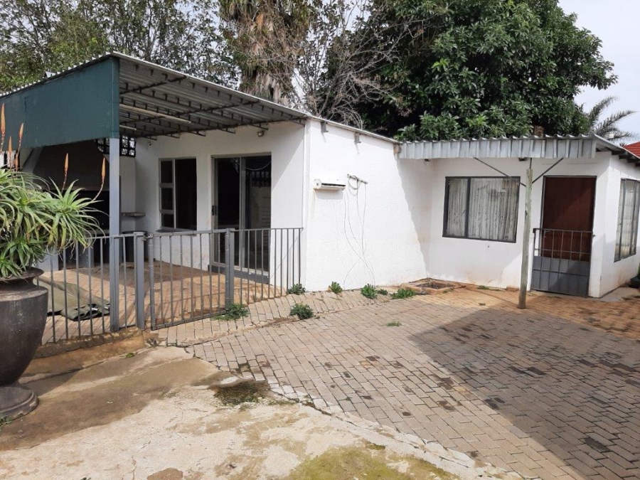 3 Bedroom Property for Sale in Primrose East Gauteng