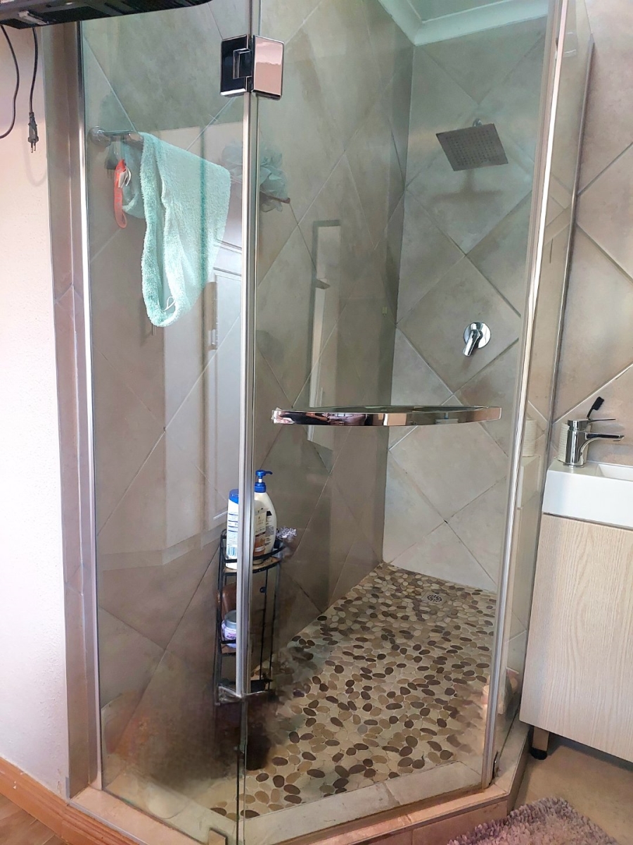 2 Bedroom Property for Sale in Brentwood Gauteng