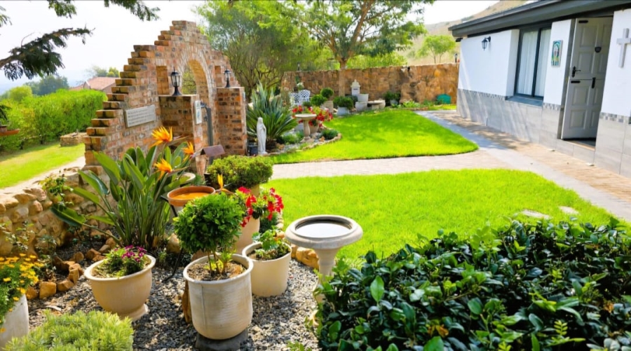 4 Bedroom Property for Sale in Kleinfontein A H Gauteng