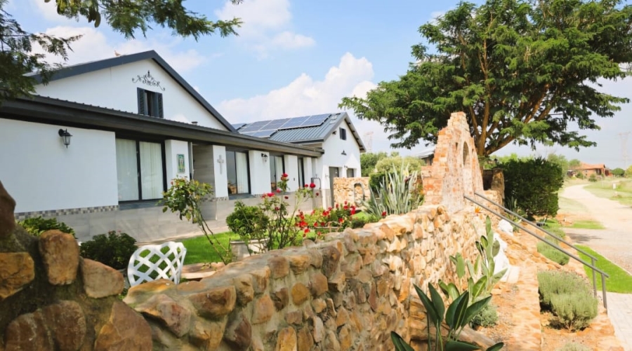 4 Bedroom Property for Sale in Kleinfontein A H Gauteng