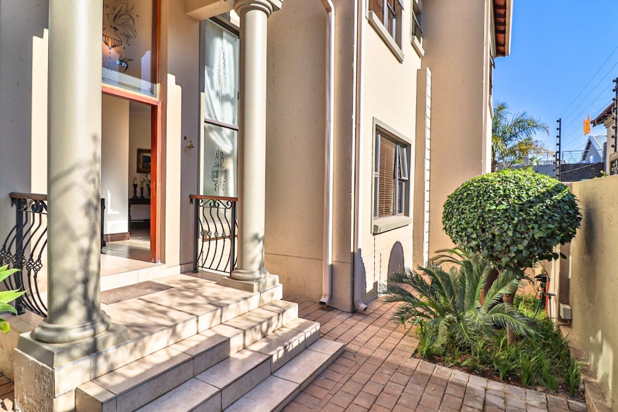 4 Bedroom Property for Sale in Bryanston Gauteng