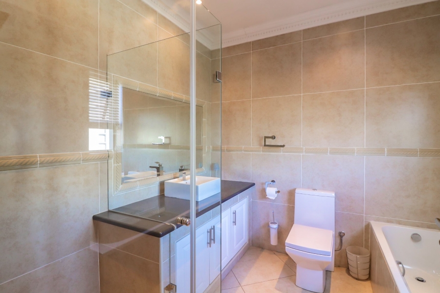 4 Bedroom Property for Sale in Bryanston Gauteng