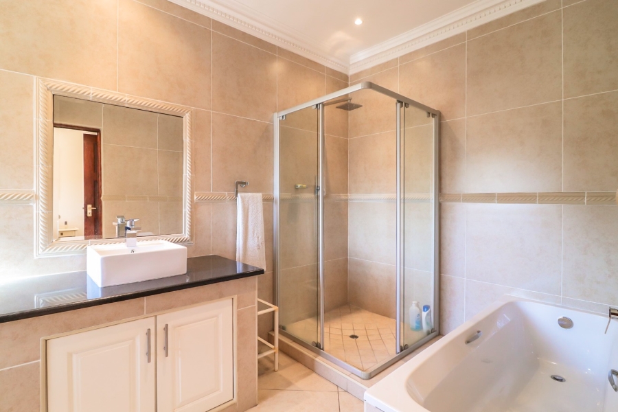 4 Bedroom Property for Sale in Bryanston Gauteng