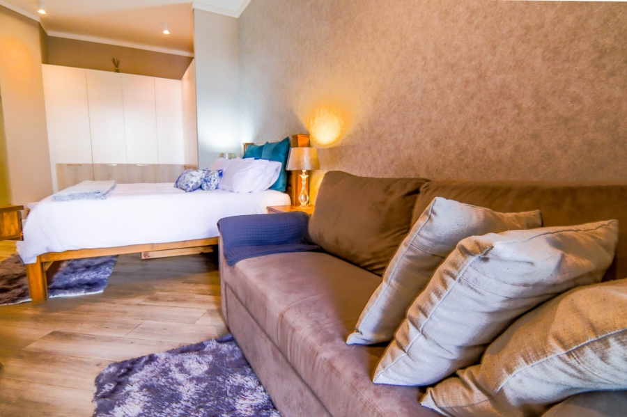 1 Bedroom Property for Sale in Menlyn Gauteng