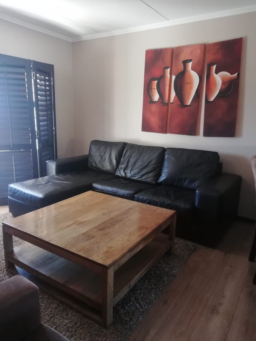 To Let 2 Bedroom Property for Rent in Greenstone Hill Gauteng