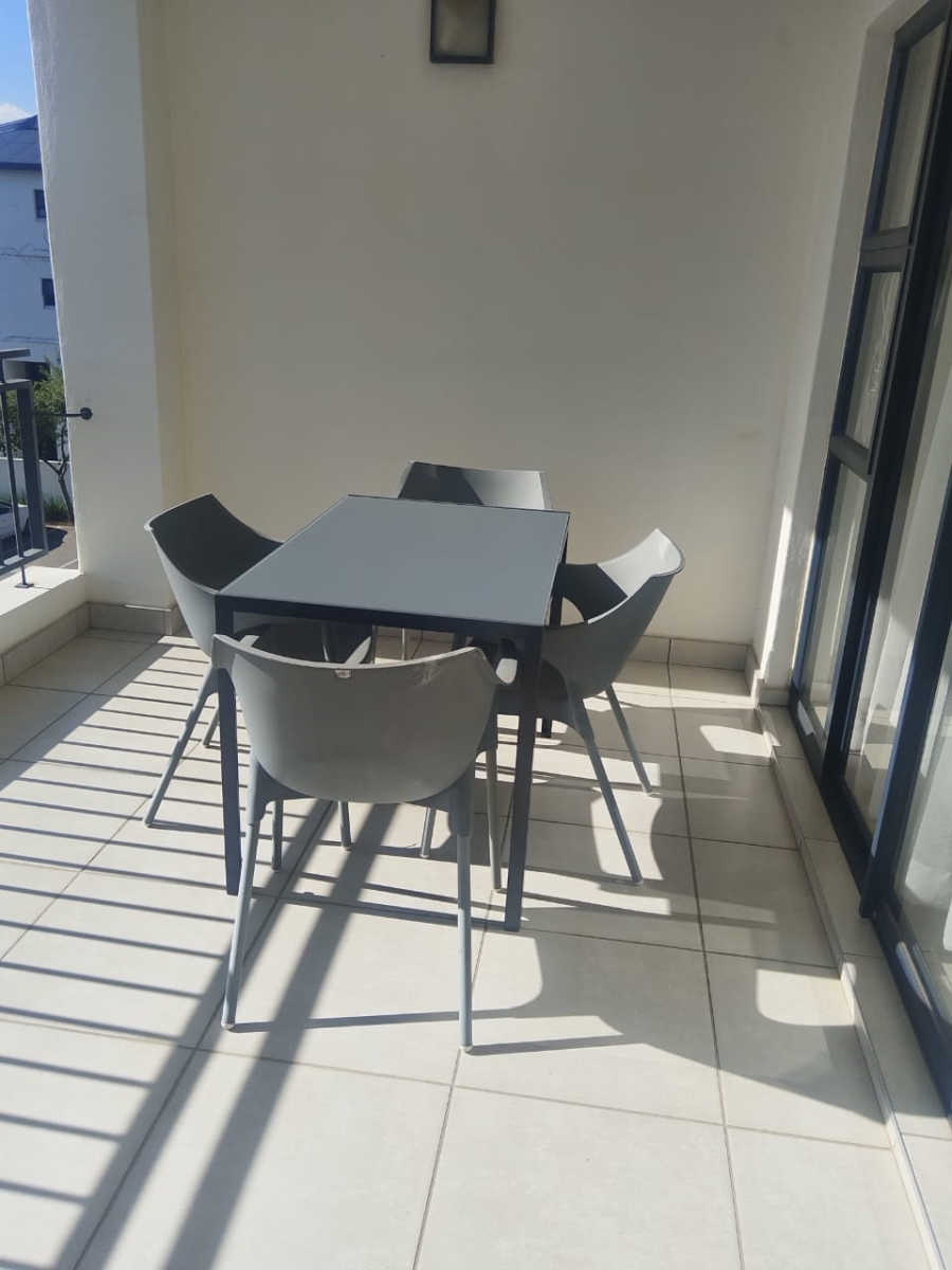 To Let 2 Bedroom Property for Rent in Modderfontein Gauteng