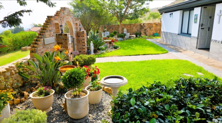 3 Bedroom Property for Sale in Kleinfontein A H Gauteng