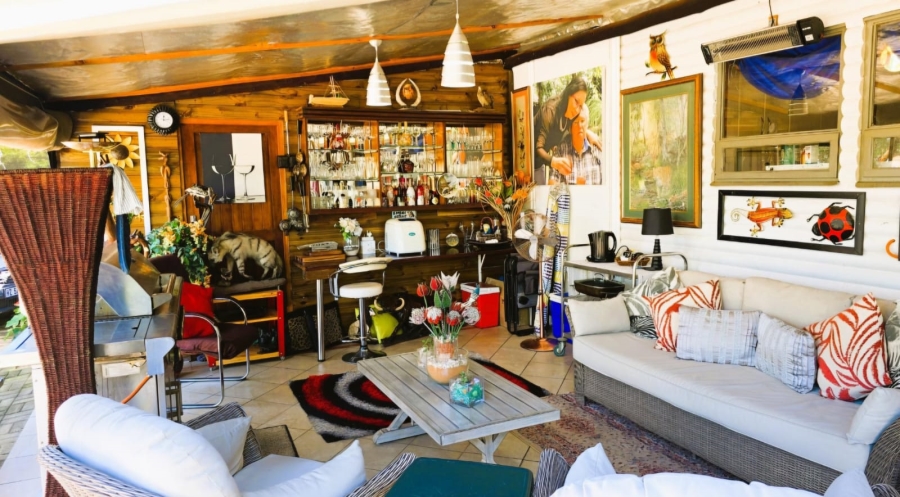 3 Bedroom Property for Sale in Kleinfontein A H Gauteng