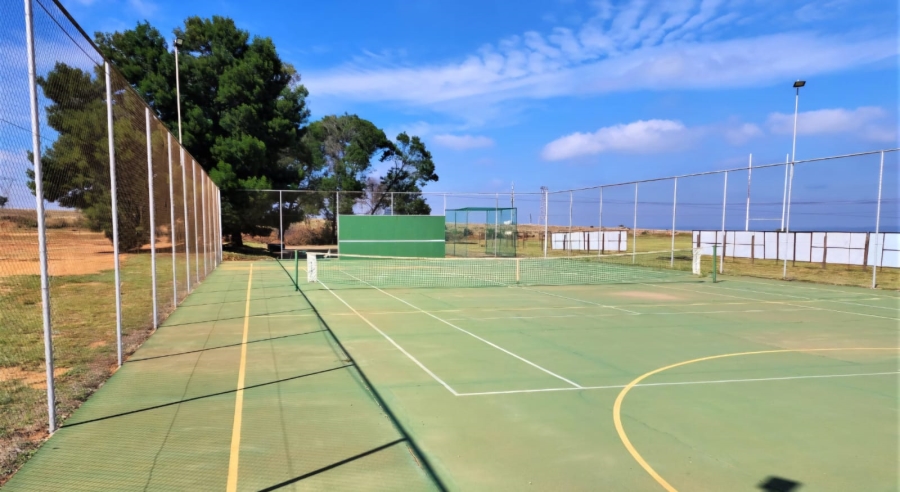 3 Bedroom Property for Sale in Kleinfontein A H Gauteng