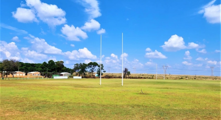 3 Bedroom Property for Sale in Kleinfontein A H Gauteng