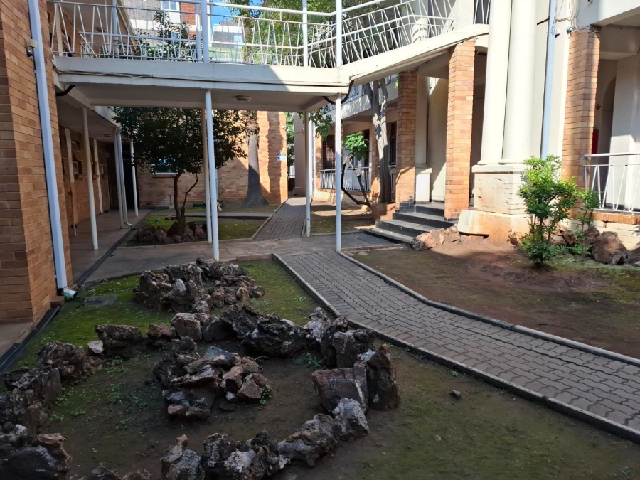 2 Bedroom Property for Sale in Pretoria Gauteng