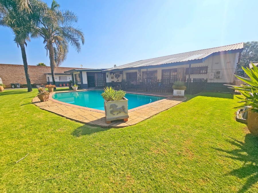 1 Bedroom Property for Sale in Brakpan Central Gauteng