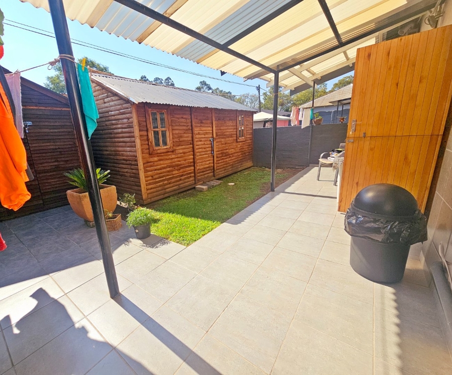 1 Bedroom Property for Sale in Brakpan Central Gauteng