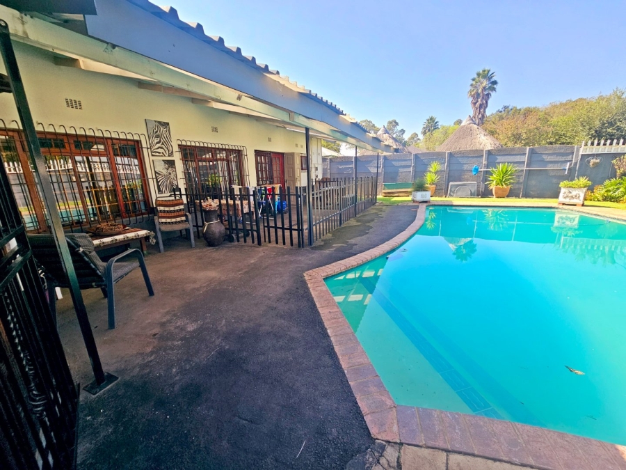 1 Bedroom Property for Sale in Brakpan Central Gauteng